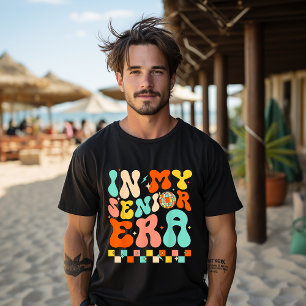 Camiseta Graduação Groovy Na Minha Era Sênior Turma De 2026