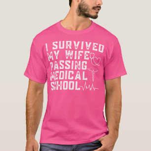 Camiseta Graduação na Faculdade de Medicina Engraçado Douto