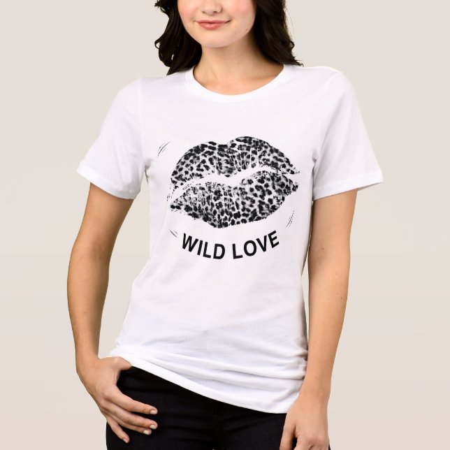 Camiseta Gráfica Beijo Selvagem (Frente)
