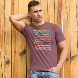 Camiseta Gráfica com Mensagem Personalizada e Esqu
