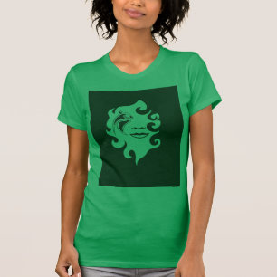 Camiseta Gráfica com Silhueta de Leão Simétrica - 