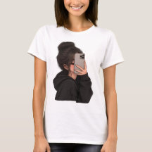 Camiseta Gráfica de Rua com Garota Urbana Tirando