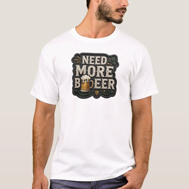 Camiseta Gráfica Icônica NEED MORE BEER (Frente)