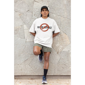 Camiseta Gráfica Minimalista Grunge Fora de Serviç