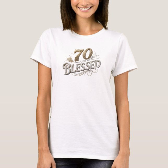 Camiseta Gráfica Ousada 70 E ABENÇOADO Design (Frente)