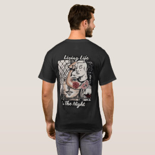 Camiseta Gráfica 'Vivendo a Vida à Noite' – Urbano