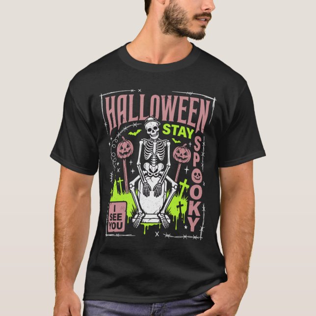 Camiseta Gráfico de Cemitério de Esqueleto Assustador de Ha (Frente)