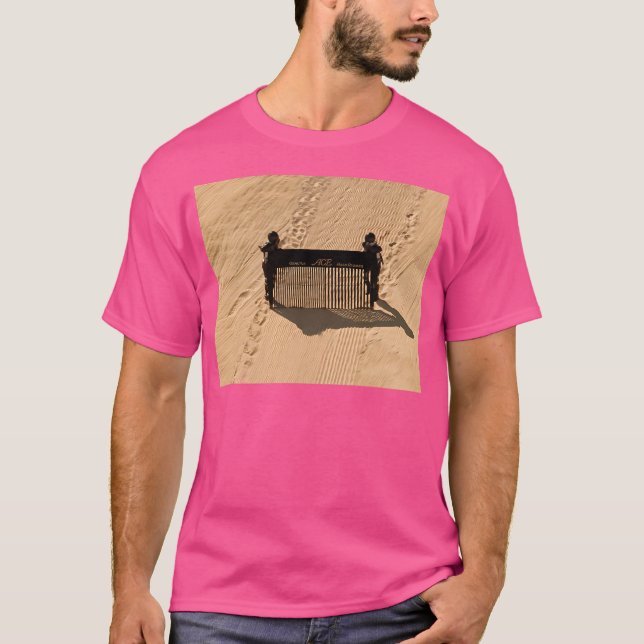 Camiseta Gráfico de Espaços (Frente)