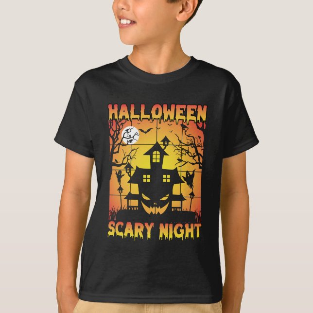 Camiseta Gráfico do Dia das Bruxas Assombrado de Spooky (Frente)