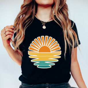 Camiseta Gráfico Retro Pôr do Sol; Sol de Verão e Mar