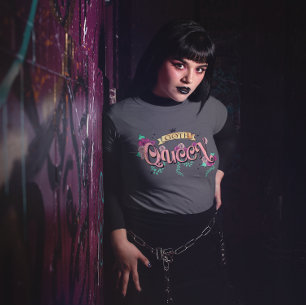 Camiseta Gráficos Florais da Rainha Gótica