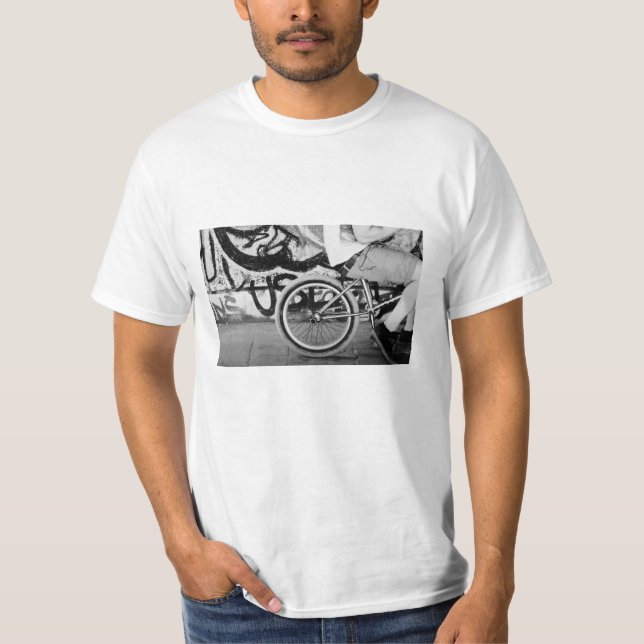 Camiseta Grafite do parque de skates de bicicleta BMX - Cam (Frente)