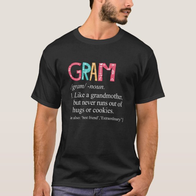 Camiseta Gram Never Runs Out Of Hugs and Cookies Grandma (Frente)