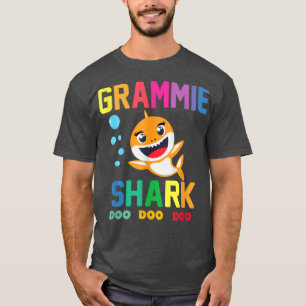 Camiseta Grammie SharkGrammie Shark Lover Family Mothers Da
