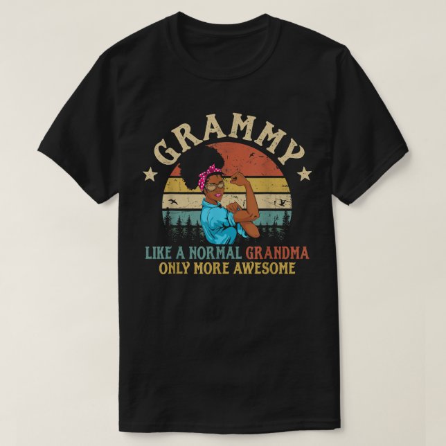 Camiseta Grammy Como Uma Avó Normal Só Mais Espantosa (Frente do Design)