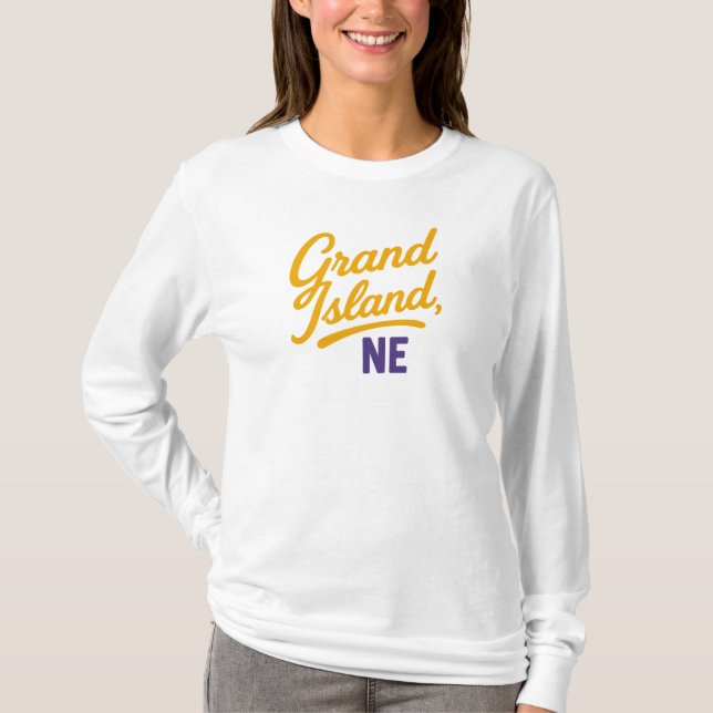 Camiseta Grand Island Script Design | Midwes Retro (Frente)
