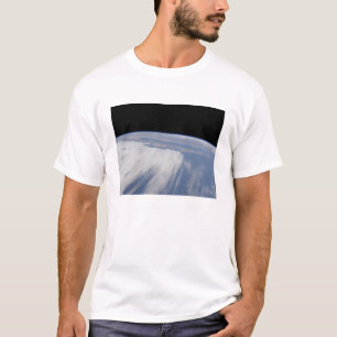 Camiseta Grande cobrir de nuvens sobre o Oceano Pacífico