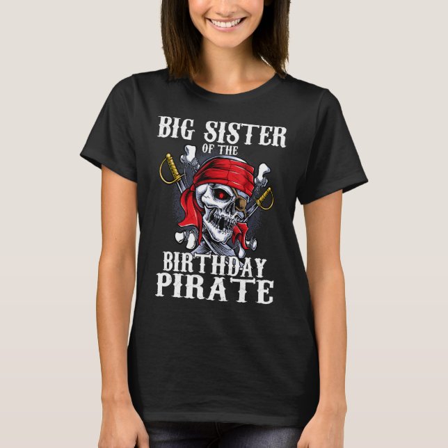 Camiseta Grande Irmã Da Família Pirata De Aniversário. (Frente)
