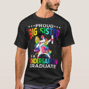 Camiseta Grande Irmã Orgulhosa De Um Unicor Formando De Jar