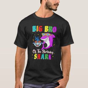 Camiseta Grande Irmão Da Família Aniversário Do Tubarão Lit