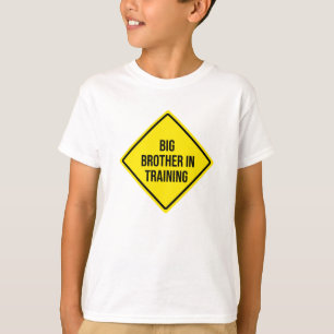 Camiseta Grande Irmão Em Treinamento