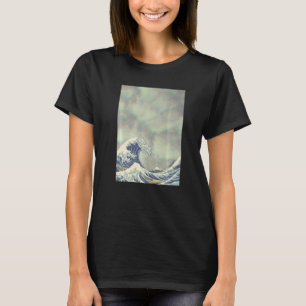 Camiseta Grande Onda de Hokusai em Nuvens Grunge