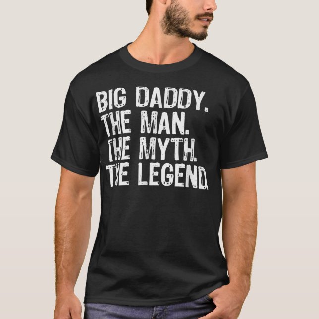 Camiseta Grande Pai O Homem O Mito A Lenda Deu O Christm (Frente)