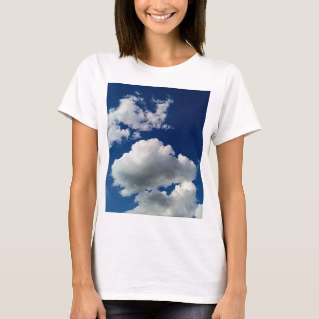 Camiseta Grandes nuvens macios (Frente)