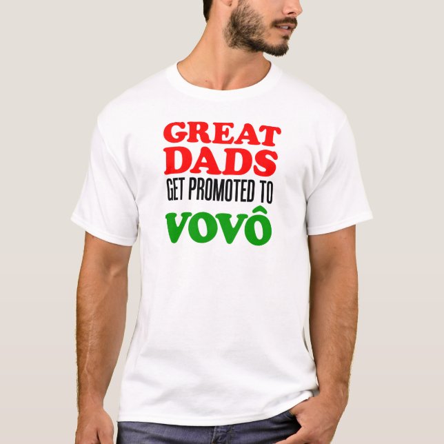 Camiseta Grandes pais promovidos a Vovo (vovô português) (Frente)