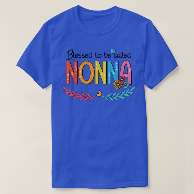 Camiseta Grandma Blessed To Be Called NONNA Colorful Grandm (Frente do Design)