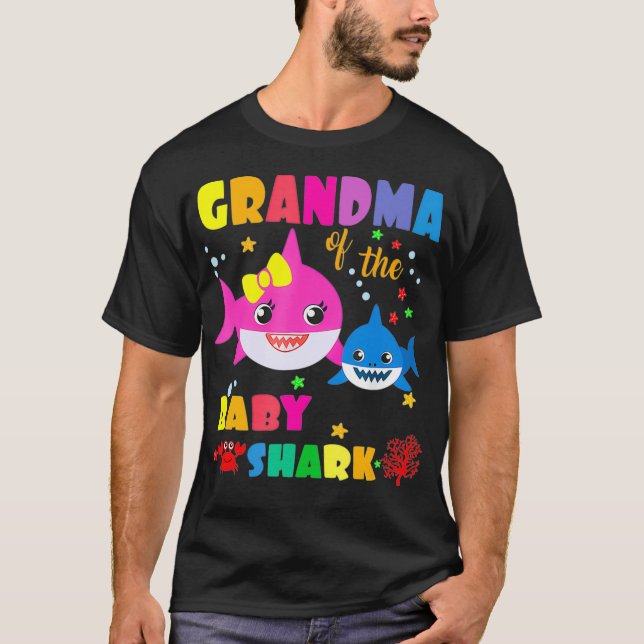 Camiseta Grandma Of The Baby Shark Birthday Grandma Shark G (Frente)