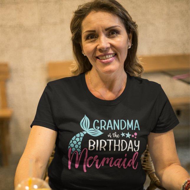 Camiseta Grandma of the Birthday Mermaid – Mermaid Birthday (Criador carregado)