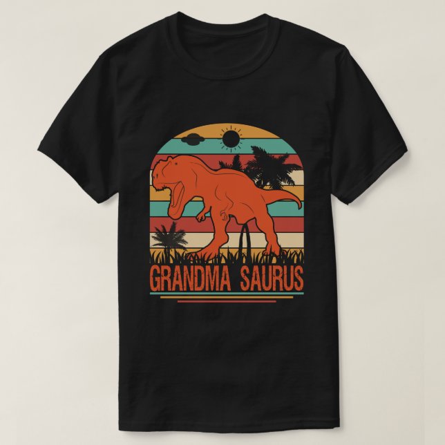 Camiseta GRANDMA SAURUS Dinosaur Vintage (Frente do Design)