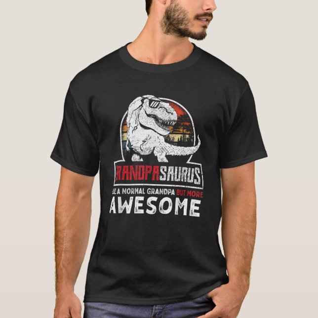 Camiseta Grandpasaurus como um avô normal, mas mais incríve (Frente)