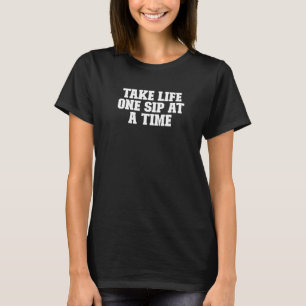 Camiseta Graphic 2022 Sayings Viagem Mãe Mãe Café Latte