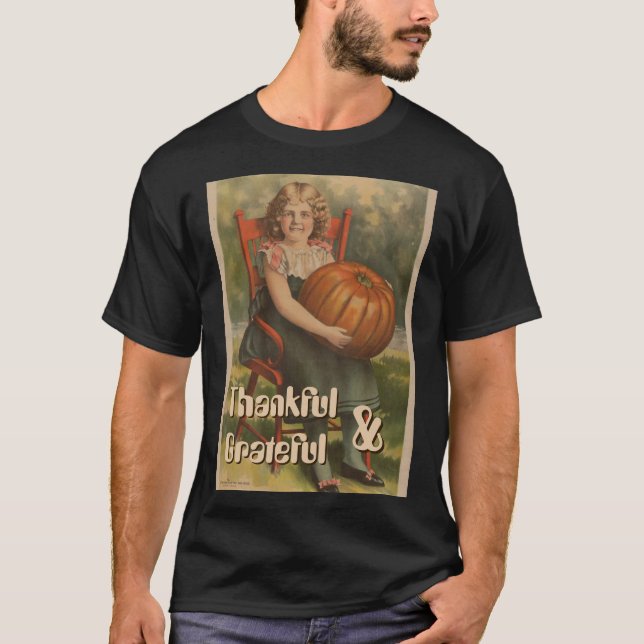Camiseta Grata e grata | Vintage Girl with Pumpkin (Frente)
