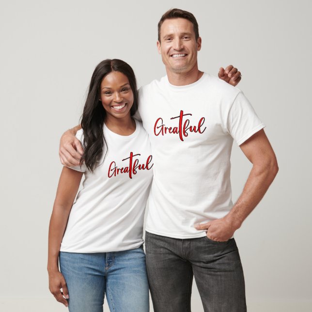 Camiseta Grata Por Seu Sacrifício E Amor (Unissex)