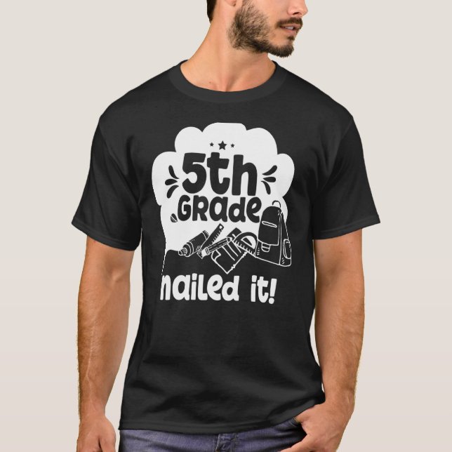 Camiseta Grau 5 Nails De Classe Da Escola De Aluno De Ti (Frente)