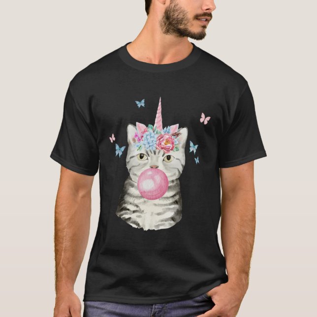 Camiseta Gray Tabby Tiger Cat With Bubblegum Unicorn Happy  (Frente)