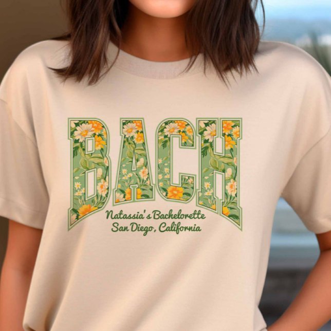 Camiseta Green BACH Floral Retro Varsity Bridesmaid (Criador carregado)