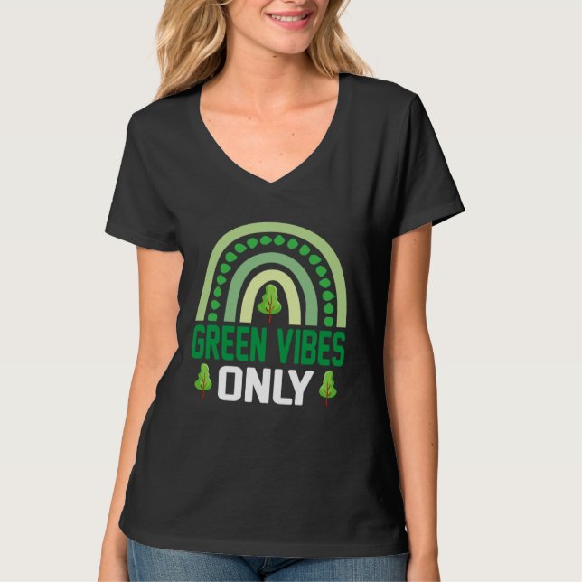 Camiseta Green Vibes Plant More Trees Save Climate Change E (Frente)