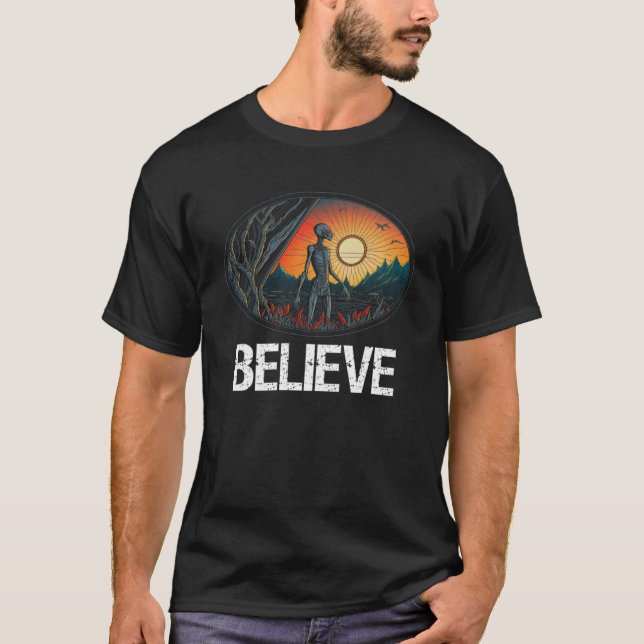 Camiseta Grey Alien  Believe  Extraterrestials  Science Fic (Frente)