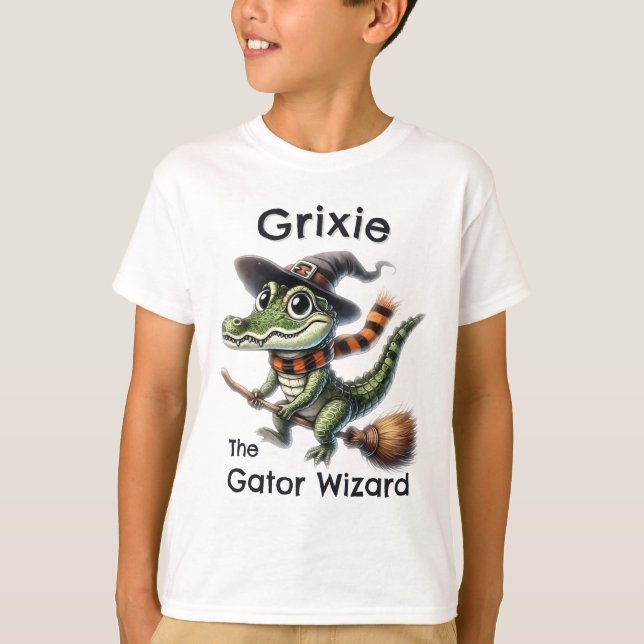 Camiseta Grixie, O Gator Wizard Dirige Broom Halloween (Frente)
