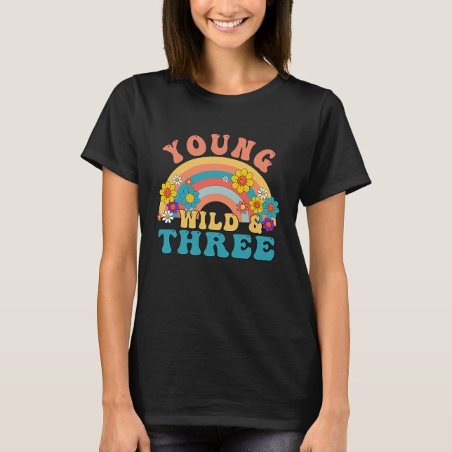 Camiseta Groovy Birthday Young Wild & 3 Boho aniversário de (Frente)