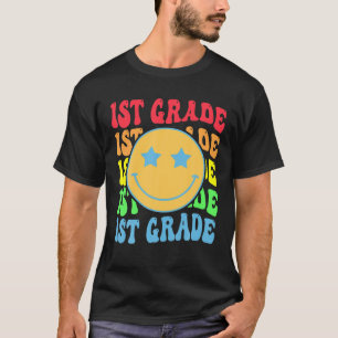 Camiseta Groovy First Grade Vibes Enfrenta Professores Retr