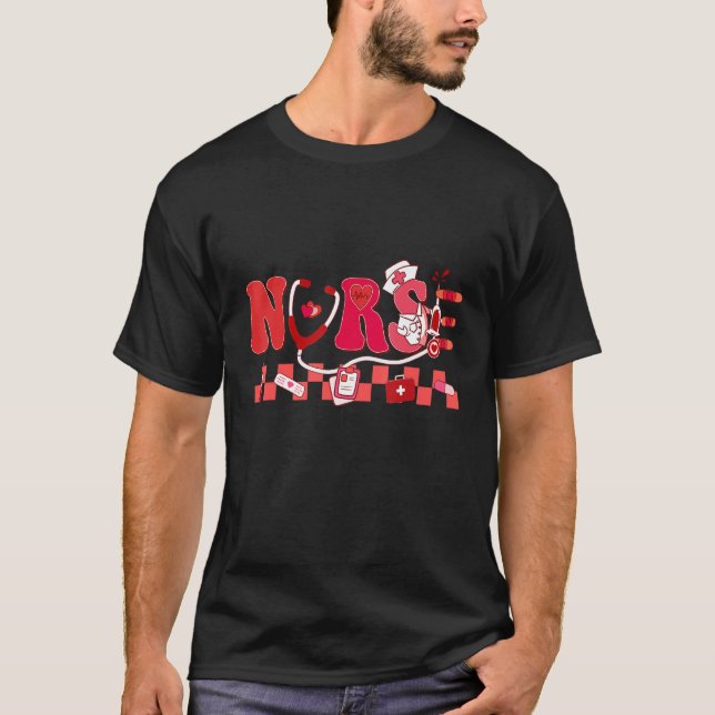 Camiseta Groovy Nurse Valentine's Day Vibes Hippie Nurse Li (Frente)