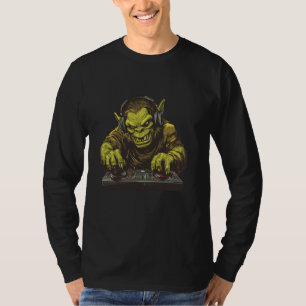 Camiseta Groovy Ogre Assume a Cabine do DJ para Festas an