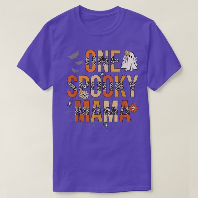 Camiseta Groovy One Spooky MamaTee Leopard Mulheres Bruxas  (Frente do Design)