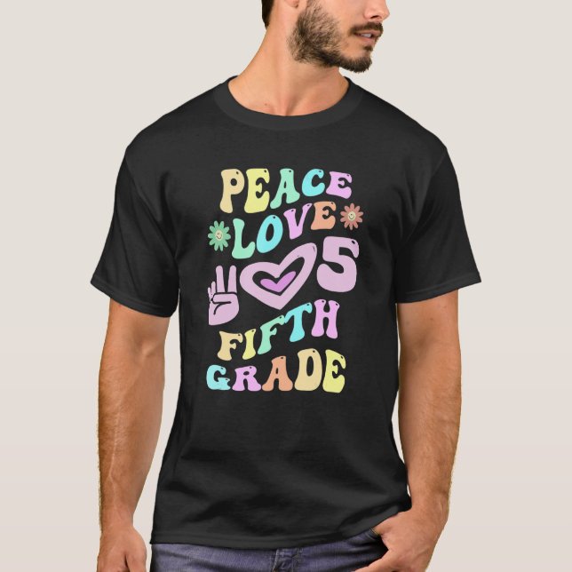 Camiseta Groovy Peace Love 5.ª série Professora Pequena Sen (Frente)