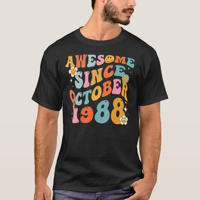 Camiseta Groovy Retro Incrível Desde 1988 34 Anos 34 (Frente)